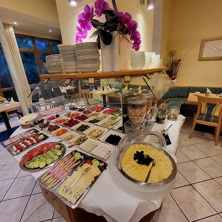 Hotel Donaublick Scheer Екстериор снимка