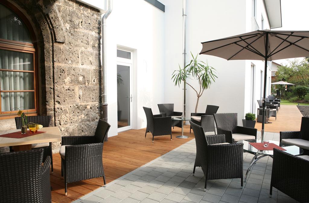 Hotel Donaublick Scheer Екстериор снимка